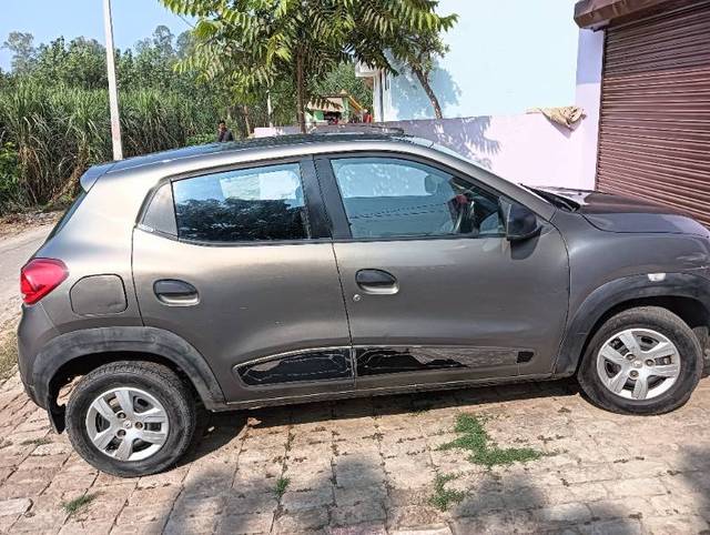 https://images10.gaadi.com/usedgaadi-sellcar/UsedCar/55fb8b5b-4b4f-48b7-b9e3-e8334522e5c6/da7db32f-292b-4d88-b725-8fd743ac0d3d.jpg?imwidth=6401