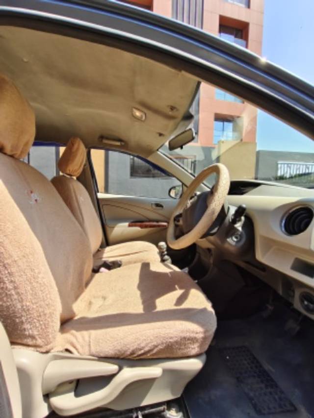 https://images10.gaadi.com/usedgaadi-sellcar/UsedCar/562db81d-190a-48ac-b6be-aed1150a8569/59e86527-19c6-4992-b40b-31ec6b4bbcfc.jpeg?imwidth=6402