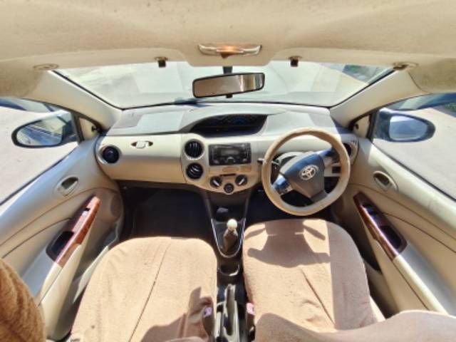 https://images10.gaadi.com/usedgaadi-sellcar/UsedCar/562db81d-190a-48ac-b6be-aed1150a8569/ec38105d-8384-480a-b381-fb57e68f65bc.jpeg?imwidth=6400