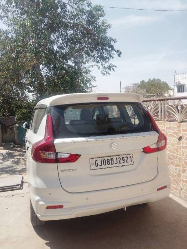 https://images10.gaadi.com/usedgaadi-sellcar/UsedCar/56787c82-64ba-45f6-b12a-a2612ba57b9f/69cd9da1-40b4-4404-9083-2449811ce163.jpg?imwidth=6401