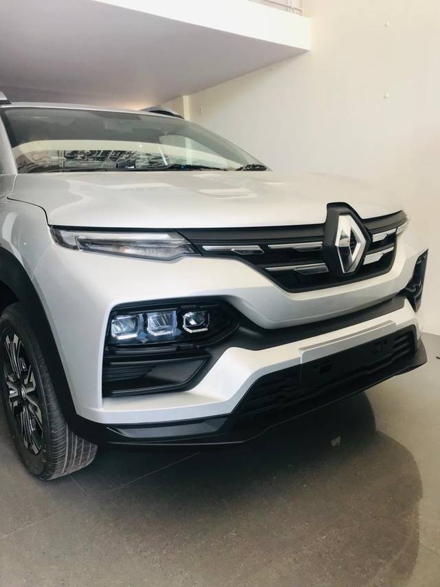 https://images10.gaadi.com/usedgaadi-sellcar/UsedCar/56961fe6-35bf-48e0-b8a7-dfad85597140/b6ffcdaf-3696-4dde-9173-b0c829335b3a.jpeg?imwidth=6400