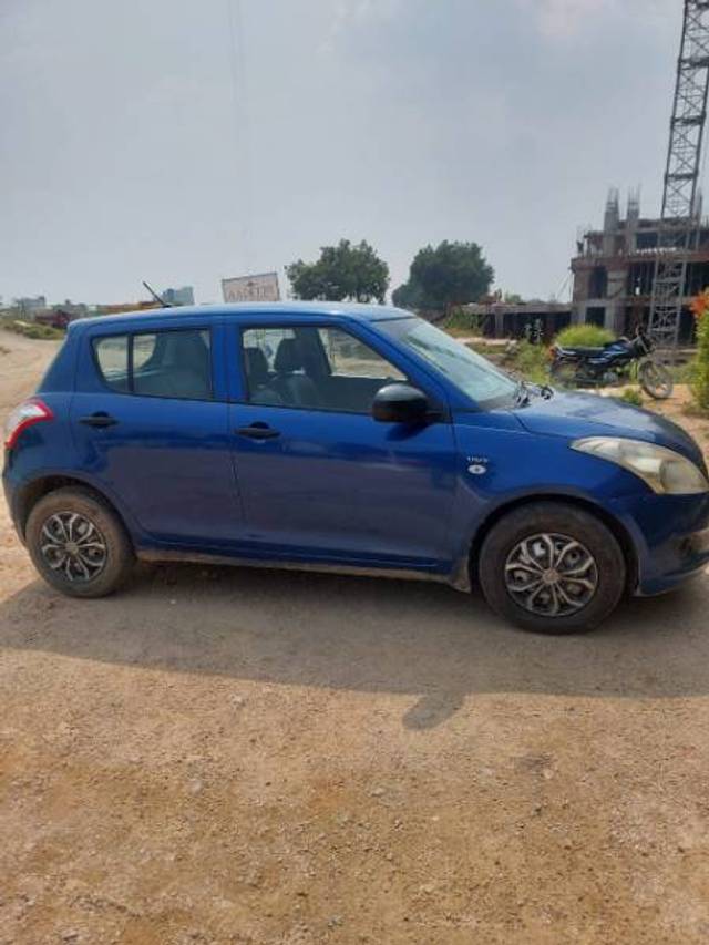 https://images10.gaadi.com/usedgaadi-sellcar/UsedCar/569fffc3-9dee-4c77-a896-407c6f2b4e2f/64f28fc1-5989-4a12-b8d3-b4e1d9134d79.jpg?imwidth=6401