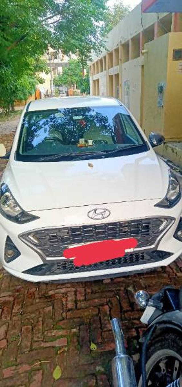 https://images10.gaadi.com/usedgaadi-sellcar/UsedCar/56c5b943-090c-4024-8604-3b90d16b5e0f/ecc0ed78-52f0-48aa-b891-0ee197dbee56.jpg?imwidth=6400