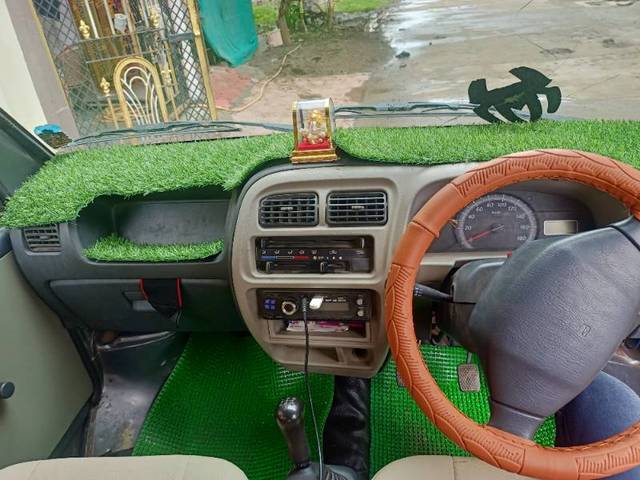 https://images10.gaadi.com/usedgaadi-sellcar/UsedCar/56d9e813-bfef-47d9-a56b-706d9ff812db/5259807a-bc29-4267-a28e-2dba34da62a1.jpg?imwidth=6401