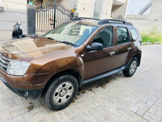 https://images10.gaadi.com/usedgaadi-sellcar/UsedCar/56e1adfa-a4bd-4c95-812c-832bc1f853e3/f895ffcb-a155-4907-a6ba-a121170166d8.jpeg?imwidth=6401