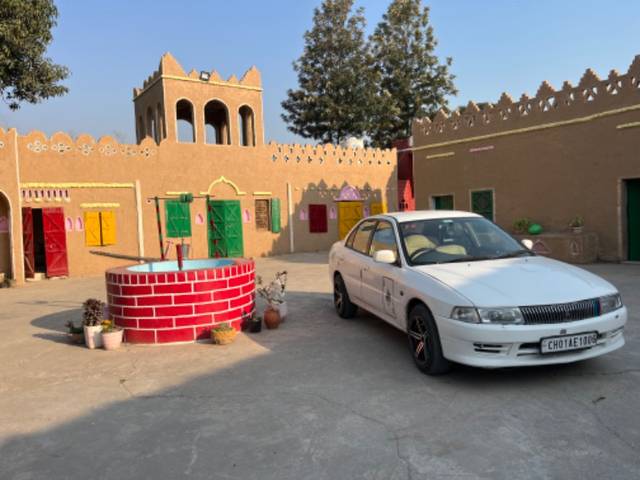 https://images10.gaadi.com/usedgaadi-sellcar/UsedCar/574452e6-1b87-4e08-aecd-64f239d0ea29/27d8bf64-a87a-4097-91b1-5472280d33c7.jpeg?imwidth=6400