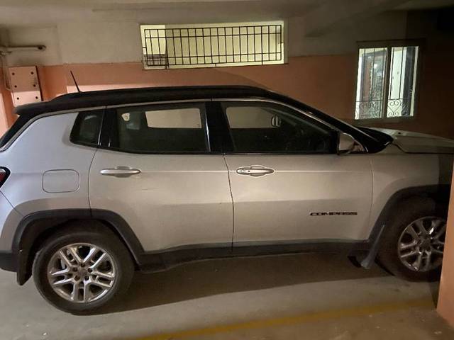 https://images10.gaadi.com/usedgaadi-sellcar/UsedCar/57930cca-c315-4335-a12d-5e900ede159b/07fc24f4-1d97-41f0-a56d-ddef5424b181.jpeg?imwidth=6402