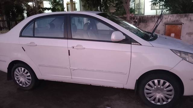 https://images10.gaadi.com/usedgaadi-sellcar/UsedCar/581b8f96-01ea-4604-b1fc-aba039344f42/54079025-c9a0-48b7-bdc6-9d75a63d41bd.jpg?imwidth=6401