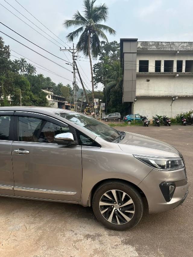 https://images10.gaadi.com/usedgaadi-sellcar/UsedCar/585d4b21-b175-48f2-a39a-7d7d1c49def5/66ba9ef8-896f-4f32-b11e-924746d147db.jpeg?imwidth=6400