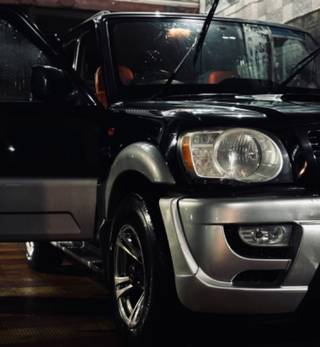 Mahindra Scorpio 2009-2014 Mahindra Scorpio SLE 7S BSIV