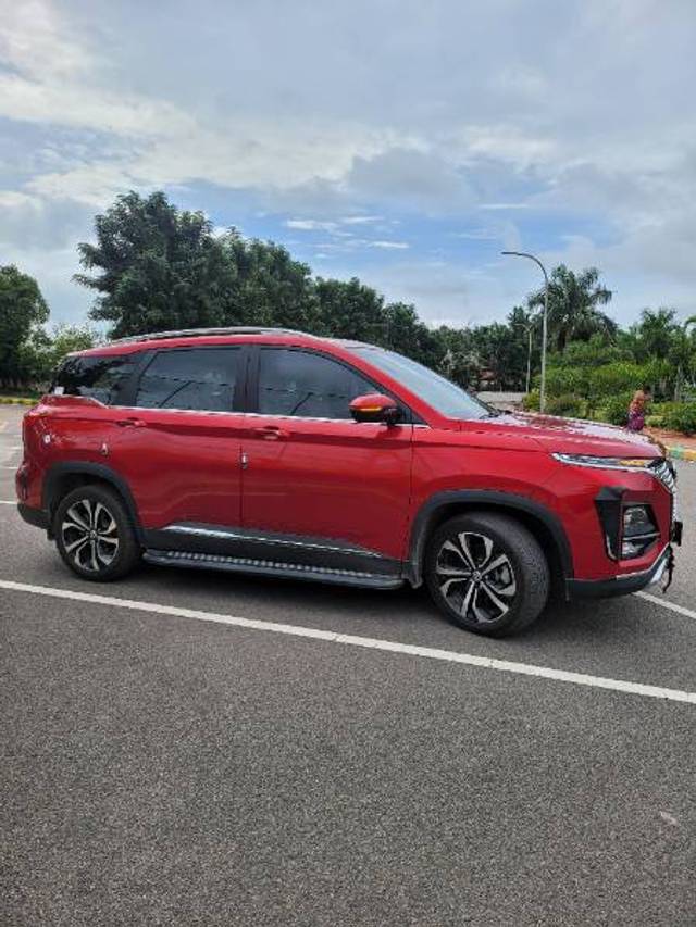 https://images10.gaadi.com/usedgaadi-sellcar/UsedCar/58821b60-4aa2-4a4f-bd45-edd664f79fc2/5dc2cbe2-a447-49f0-9acc-ecd736a30997.jpg?imwidth=6401