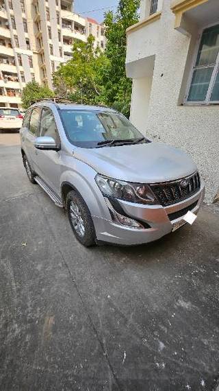 Mahindra XUV500 Mahindra XUV500 W10 2WD