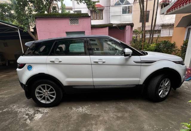 https://images10.gaadi.com/usedgaadi-sellcar/UsedCar/58981b5a-eaa4-4e38-8d14-eeae3a4882e8/5e7d90fa-cd1b-4b88-8e8f-fd57d70902e3.jpeg?imwidth=6400