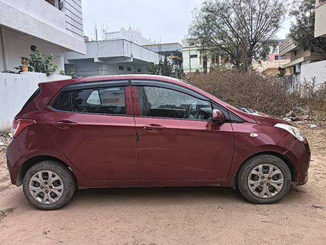 https://images10.gaadi.com/usedgaadi-sellcar/UsedCar/58ab8bae-c6c4-4253-95c4-c00a2e876648/54932b8b-916e-43d9-ab8f-425d14516b6c.jpg?imwidth=6401