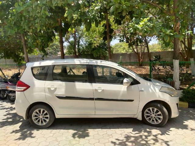 https://images10.gaadi.com/usedgaadi-sellcar/UsedCar/58c2c609-50db-45b7-a924-e28936c83a49/4bf9474f-605c-4b12-8f46-f3643743da44.jpeg?imwidth=6401