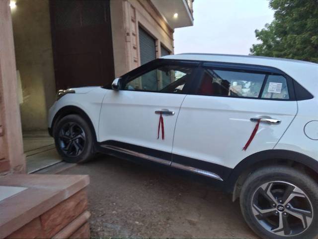 https://images10.gaadi.com/usedgaadi-sellcar/UsedCar/58c313f3-71c8-4713-8c8b-08b80070deeb/bf356e3c-2e94-4b06-a8cc-19db86e6fa28.jpg?imwidth=6400