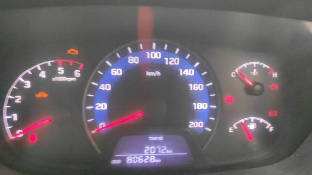 https://images10.gaadi.com/usedgaadi-sellcar/UsedCar/58d02e52-9934-4f59-8521-2a4785ac1268/b0571000-e4a0-464e-9dbd-908ad706a070.jpg?imwidth=6401