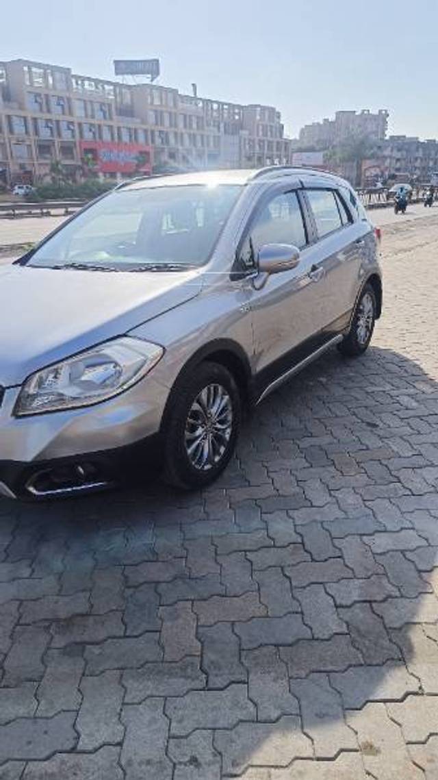 https://images10.gaadi.com/usedgaadi-sellcar/UsedCar/58eb8675-4a83-4c7d-9351-c9ae42a49879/f687e0fa-7678-408a-bba0-46b8d68a9ab2.jpg?imwidth=6400