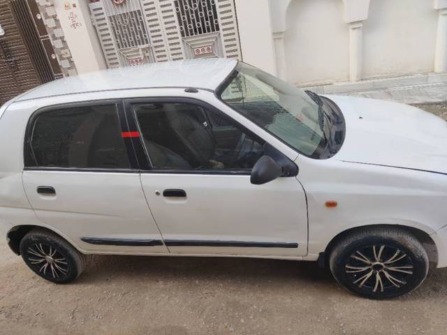 https://images10.gaadi.com/usedgaadi-sellcar/UsedCar/5943d805-1a59-49ef-b071-ac6432b41099/fe9d80de-c3ba-4131-a12d-55f8308b7176.jpg?imwidth=6401