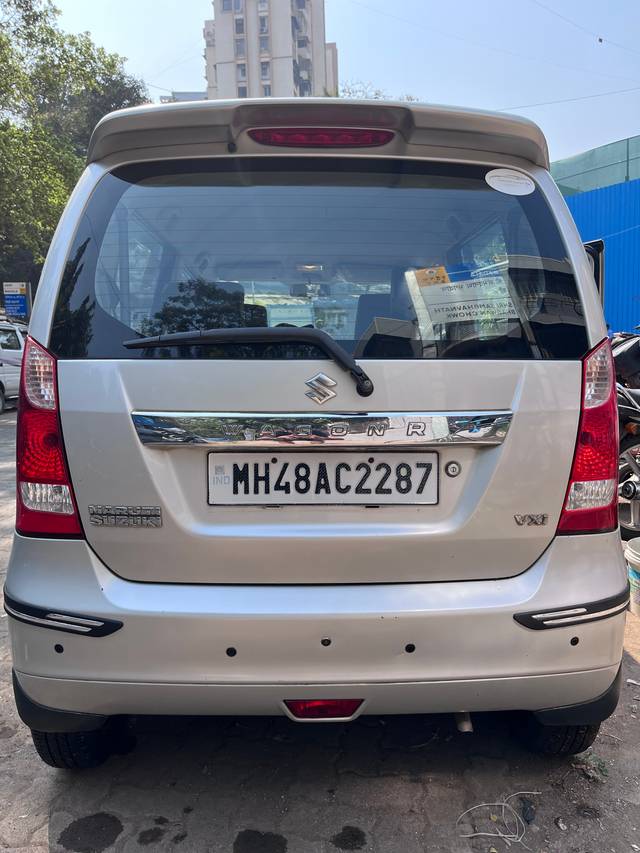 https://images10.gaadi.com/usedgaadi-sellcar/UsedCar/59eca7ac-4e67-49d5-8c90-9e83639043f1/03b3f7a3-d498-45b1-98bb-8ce2c726cf14.jpeg?imwidth=6401
