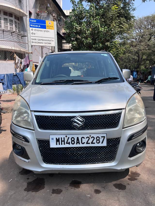https://images10.gaadi.com/usedgaadi-sellcar/UsedCar/59eca7ac-4e67-49d5-8c90-9e83639043f1/47a697ce-cd4a-4e43-8f87-f4bf4842d20d.jpeg?imwidth=6400