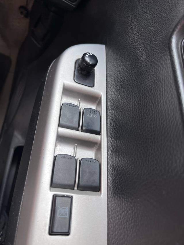 https://images10.gaadi.com/usedgaadi-sellcar/UsedCar/59eca7ac-4e67-49d5-8c90-9e83639043f1/b5dc40d5-8382-4721-a28f-58ceab7bf5c5.jpeg?imwidth=6402