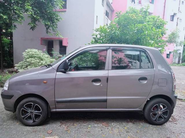 https://images10.gaadi.com/usedgaadi-sellcar/UsedCar/5a0adb1d-03a2-4515-80e2-467ba8e47295/de49d6c4-fa8e-44dc-8781-743c33518eef.jpg?imwidth=6402