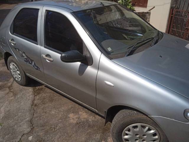 https://images10.gaadi.com/usedgaadi-sellcar/UsedCar/5a70e113-06fd-49e2-b840-68602f9d89c8/bd07c210-fd2f-463f-8054-edc355aa01da.jpg?imwidth=6401