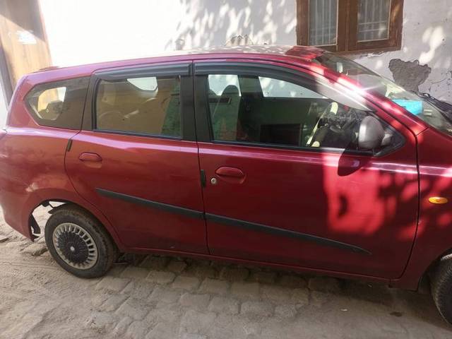 https://images10.gaadi.com/usedgaadi-sellcar/UsedCar/5b0b2585-4d3f-45b4-b373-f910b7812e15/1f360fb2-dfbd-4a48-ab9a-d0606115e95c.jpg?imwidth=6401