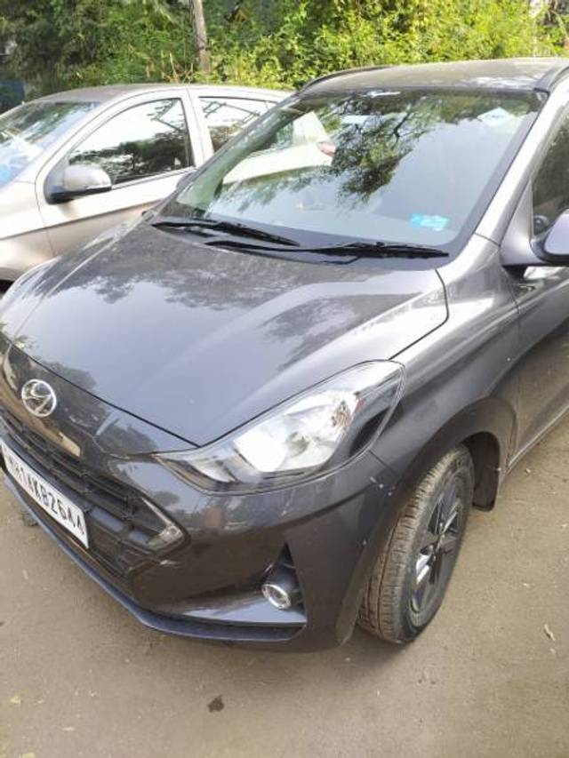 https://images10.gaadi.com/usedgaadi-sellcar/UsedCar/5b32e1ea-d7ab-4711-be8a-a977384787bc/fee09fef-d36c-4d7d-81a2-c29ae37c44c5.jpg?imwidth=6401