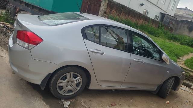 https://images10.gaadi.com/usedgaadi-sellcar/UsedCar/5b57b831-a95d-4e9d-a97c-b2fb96aae4a8/dd63eedc-7170-444e-a500-2e6d65907012.jpeg?imwidth=6402