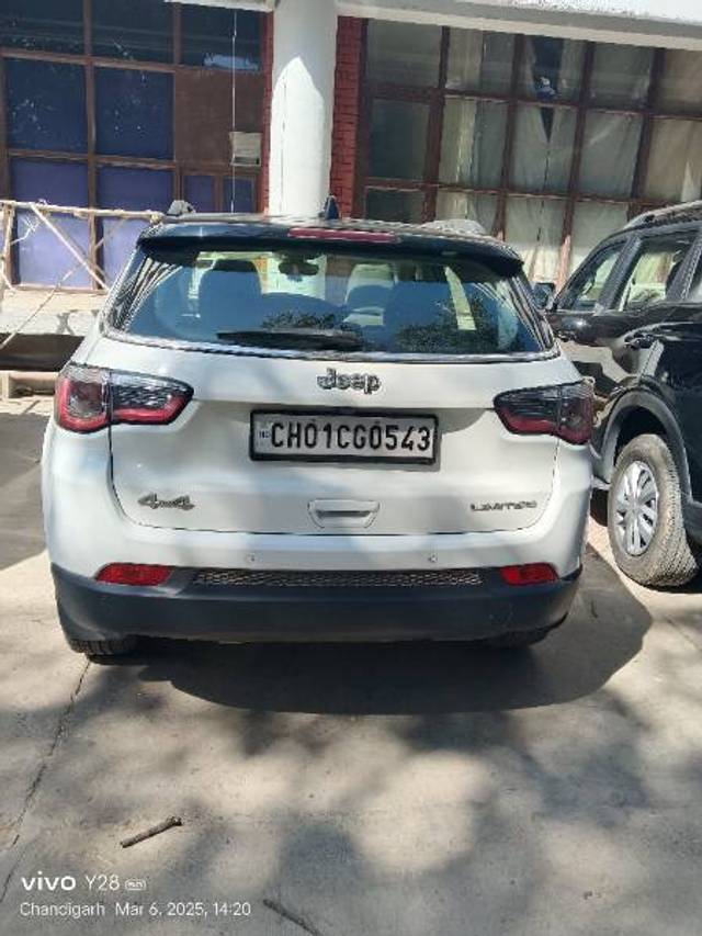 https://images10.gaadi.com/usedgaadi-sellcar/UsedCar/5bf52e5f-993e-491e-a802-b1242fe266dd/ddfbd1c4-d290-416d-bfe3-86751f0a980f.jpg?imwidth=6400