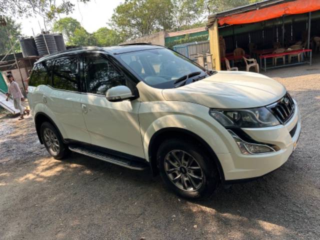 https://images10.gaadi.com/usedgaadi-sellcar/UsedCar/5c5a8e36-9a1a-4208-8c94-5a0d9b5ba0da/8636c2c4-9826-48fb-9ff6-f7fe41583019.jpeg?imwidth=6400