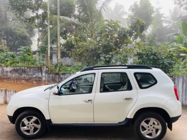 https://images10.gaadi.com/usedgaadi-sellcar/UsedCar/5c889512-19ae-4173-a767-ad892466b467/d4d9eeff-c99e-431e-8f50-a210d08367a9.jpeg?imwidth=6400