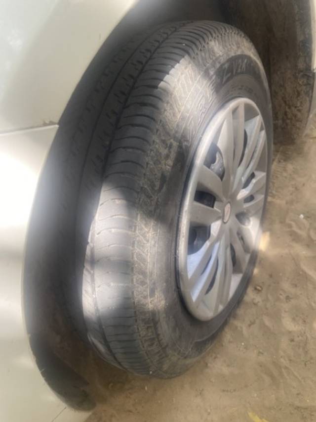 https://images10.gaadi.com/usedgaadi-sellcar/UsedCar/5caf1c3d-b2c8-4172-8239-17d8277e4fcb/dc1fe324-beba-4de7-b67b-d9a0f8466ac3.jpeg?imwidth=6401