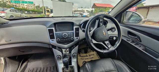 https://images10.gaadi.com/usedgaadi-sellcar/UsedCar/5cddc424-5782-4c9f-9fd3-aa268a211bc4/32bb6f21-575b-4b87-a55d-76b8cc748de9.jpg?imwidth=6402