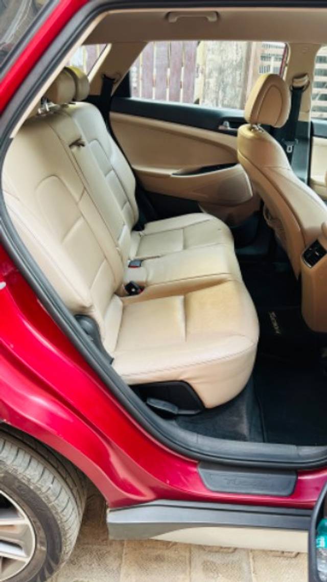 https://images10.gaadi.com/usedgaadi-sellcar/UsedCar/5d0c7db8-4cf1-421d-94a8-6cfe145a41fa/c27f8885-35a0-48c7-aabb-71a4896e4e03.jpeg?imwidth=6402