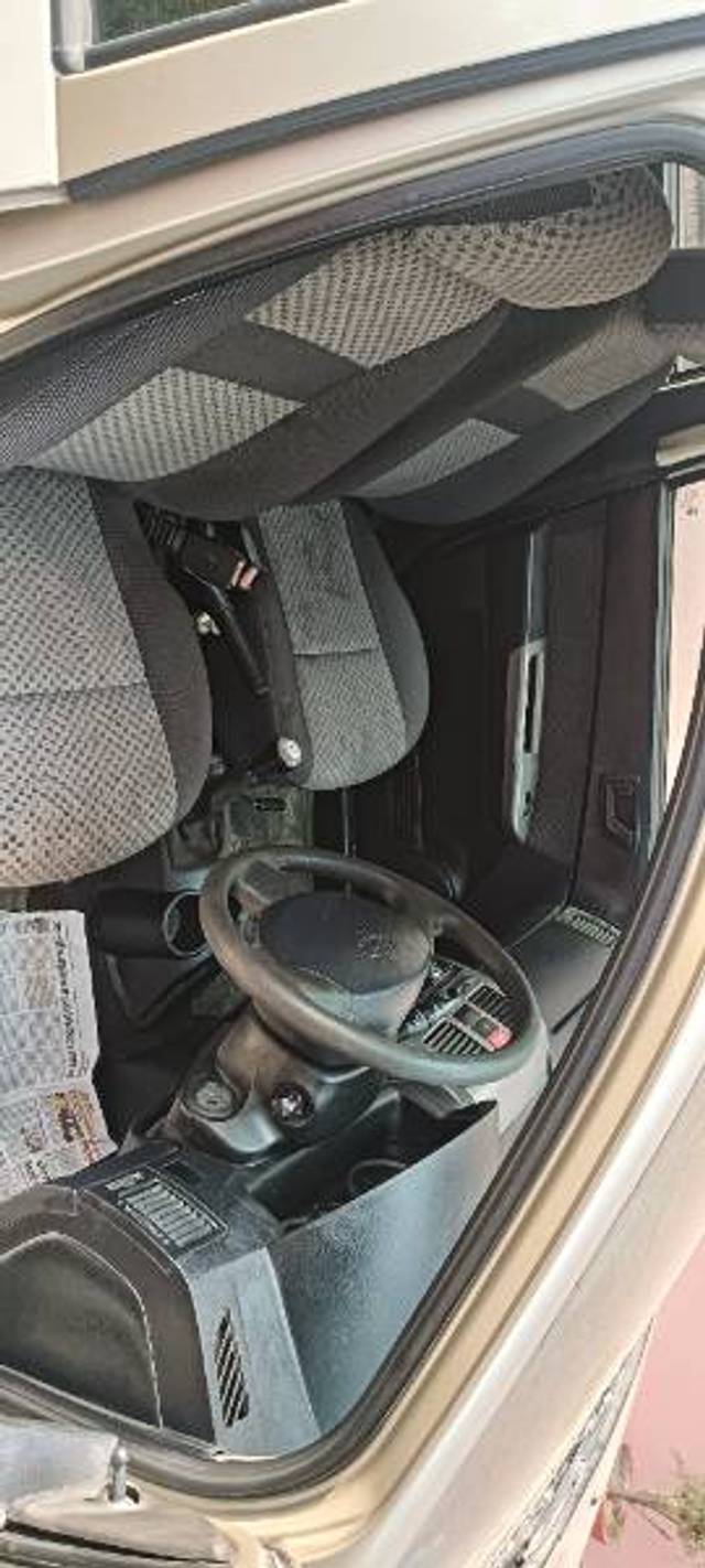 https://images10.gaadi.com/usedgaadi-sellcar/UsedCar/5d293199-d343-47df-9ed4-e1c39369ed18/dc12eadb-0948-4412-8816-120fce018ce1.jpg?imwidth=6402