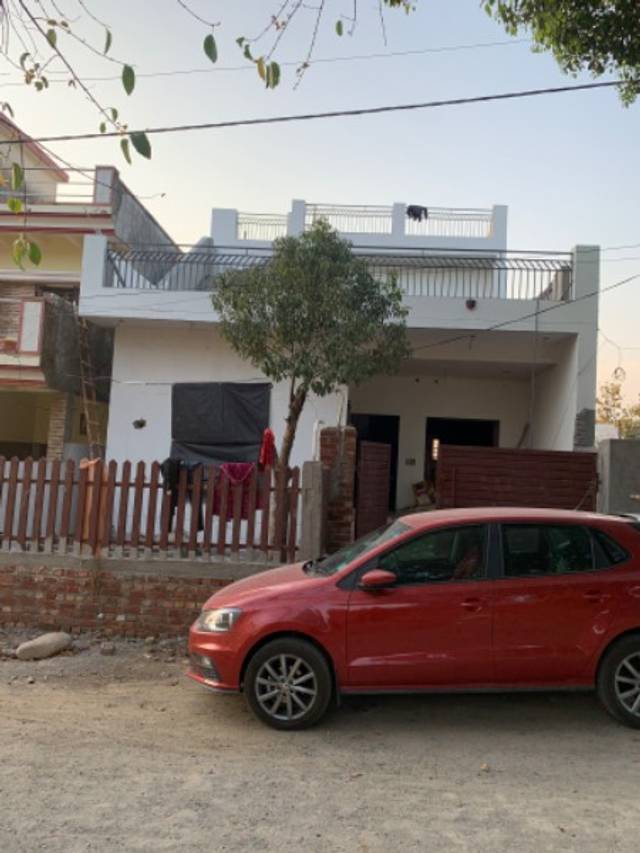 https://images10.gaadi.com/usedgaadi-sellcar/UsedCar/5d55fe68-b63a-44a6-9b2e-bf6afabc8d46/ad53ee7c-9951-4130-a565-1897034be137.jpeg?imwidth=6401
