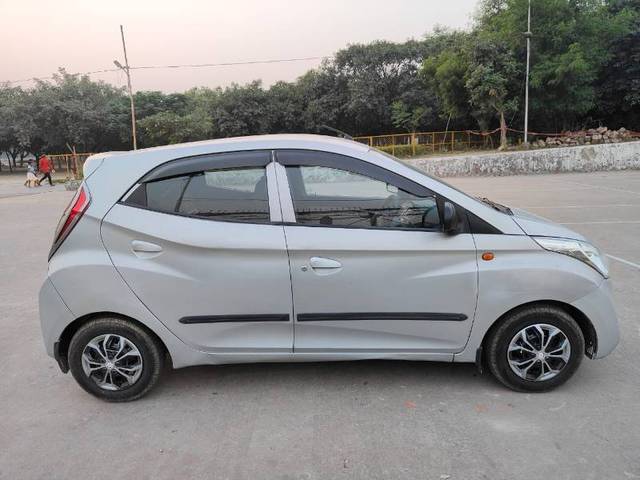 https://images10.gaadi.com/usedgaadi-sellcar/UsedCar/5d661cbc-28ab-4453-9d54-c0f67de3d730/44e5431a-7fb0-4249-99b1-1cc8a727879a.jpg?imwidth=6401