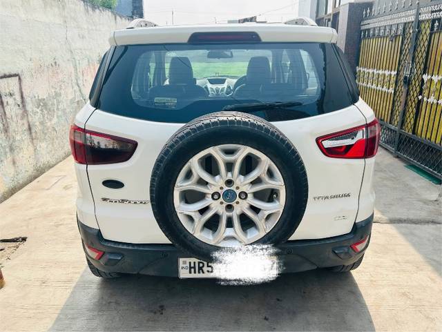 https://images10.gaadi.com/usedgaadi-sellcar/UsedCar/5db66451-99b5-4f8b-a426-988e312f613c/22373b5f-b3a2-4ea2-8087-739942e24071.jpeg?imwidth=6401