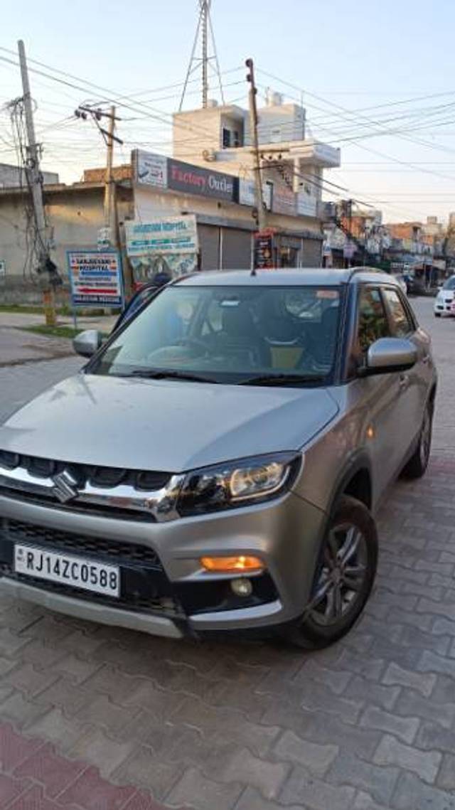 https://images10.gaadi.com/usedgaadi-sellcar/UsedCar/5dd98fe4-009a-4e40-b7e4-c469382c52a9/947674e5-bfac-4724-80b3-7b94f7035324.jpeg?imwidth=6400