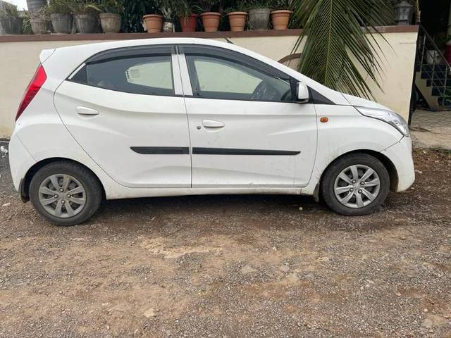 https://images10.gaadi.com/usedgaadi-sellcar/UsedCar/5e2eaa66-992b-4012-83b2-42d6bd2e34c5/564e048f-7a6f-45e9-925f-b5c0f5764e3e.jpg?imwidth=6401