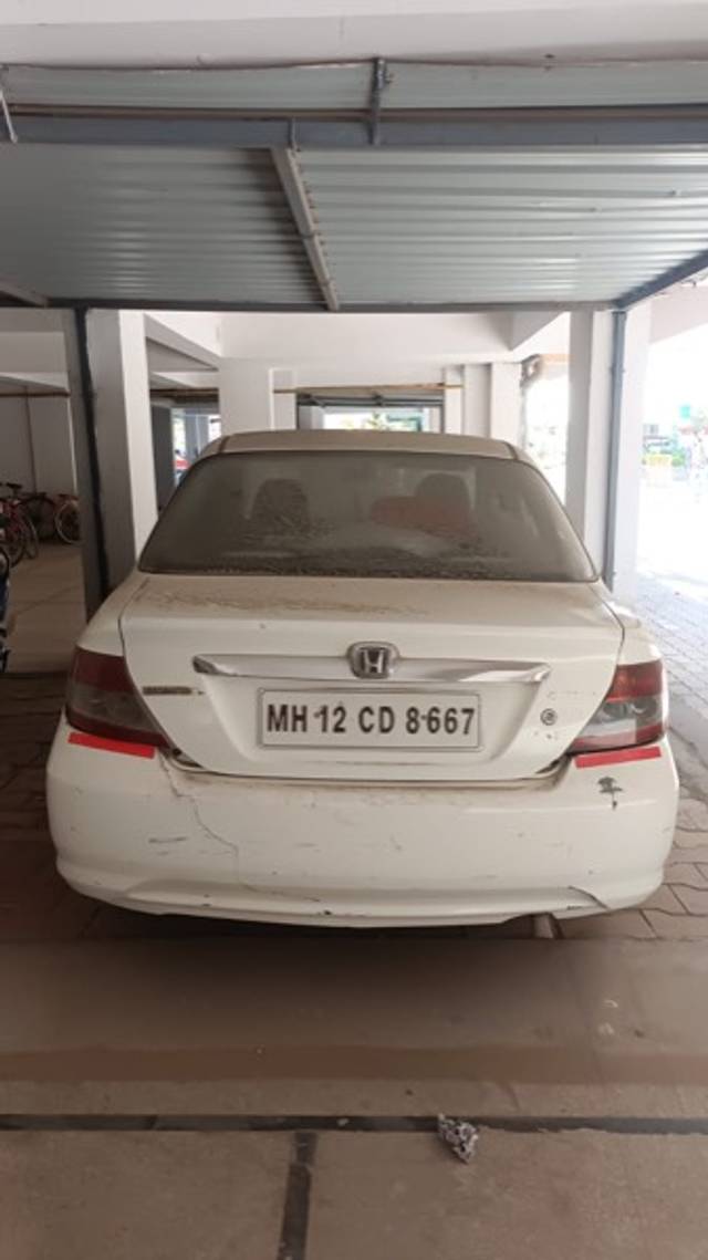 https://images10.gaadi.com/usedgaadi-sellcar/UsedCar/5ec5c3f2-0aa3-424a-91e5-bdb8a1a42451/b5622b7e-59fc-4b7f-afde-66fe2c58ab74.jpeg?imwidth=6401