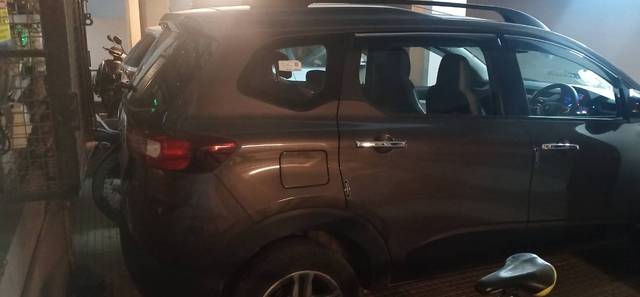 https://images10.gaadi.com/usedgaadi-sellcar/UsedCar/5f950a1a-d3b7-4925-9d90-d16f8c29acd5/bd3143ff-4710-4acf-891c-77d8962fa5f5.jpg?imwidth=6401