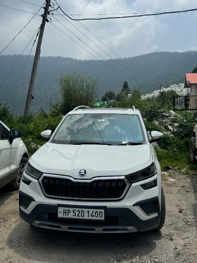 https://images10.gaadi.com/usedgaadi-sellcar/UsedCar/5fac4423-b195-4bc0-b9f9-cffe72978c80/2a98386c-3921-4796-9ada-70452ea14870.jpeg?imwidth=6401