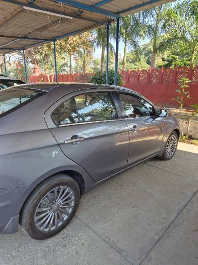 https://images10.gaadi.com/usedgaadi-sellcar/UsedCar/5fda7724-ad4f-4bbd-885c-a0841e3f57f2/bdd9d702-2403-49c6-b5b5-37e587b6bfff.jpg?imwidth=6401