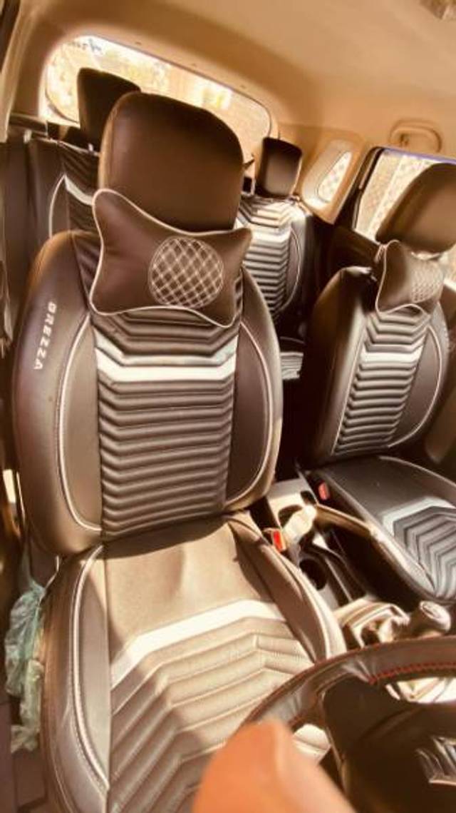 https://images10.gaadi.com/usedgaadi-sellcar/UsedCar/60735142-ac19-4973-aeaf-671eeeebe437/9be4cf82-79a5-4cd1-9db3-c07744072193.jpg?imwidth=6402