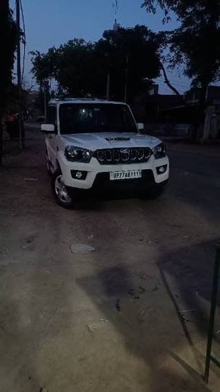 Mahindra Scorpio 2014-2022 Mahindra Scorpio S5 BSIV