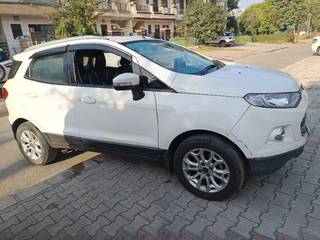 Ford EcoSport 2013-2015 Ford Ecosport 1.5 DV5 MT Titanium